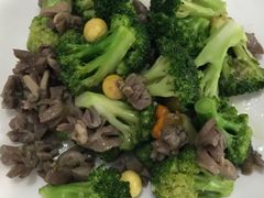 西兰花炒鸡什-文记壹心鸡(宝华路店)