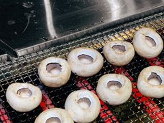 口蘑-马路牙子地桌烤肉(工体店)