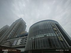 -大摩华尔街生活广场