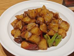 -顺风汤馆·广府粤菜(江宸天街店)
