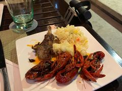 -三亚湾海居铂尔曼度假酒店