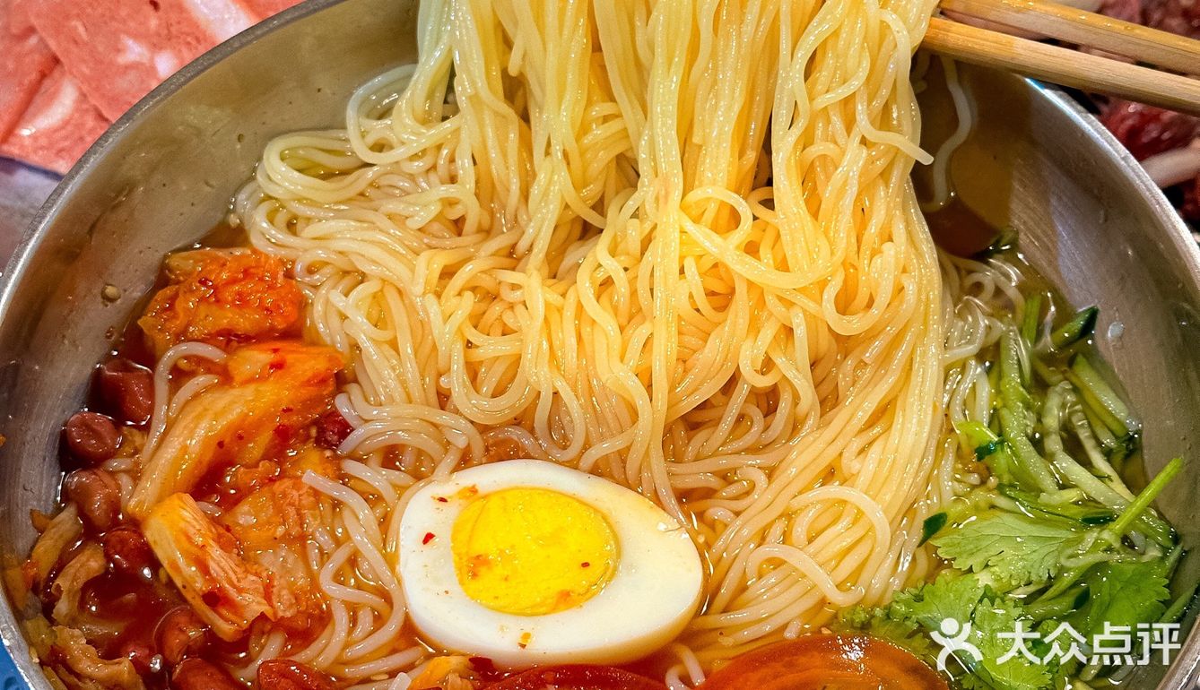 在下沙就能吃正宗东北饭包和冻梨！香迷糊啦