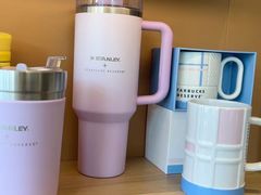 -星巴克臻选(莘庄仲盛店)