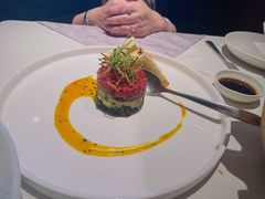 牛肉塔塔配牛油果黑橄榄酱-Solo(衡山路店)