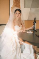 -Vera Wang婚纱礼服旗舰店