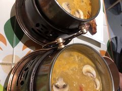 -越弥越南传统美食馆