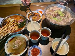 -肖四女乐山跷脚牛肉(南汇大学城生活广场店)