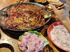 -财二舅火锅招待所