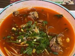 -何记花甲(海岸城旗舰店)