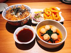 鸡肉丸子-初居食屋日式料理(万象城购物中心店)