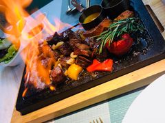 -蜜桃花开·中西融合菜E&W(南长街店)