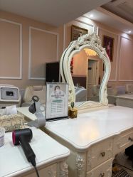 -Bollins波林丝•专研护发中心