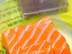 三文鱼刺身-京旬海鲜放题·铁板烧自助餐厅