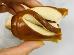 -Dough&Joe团憩(瑞虹天地月亮湾店)