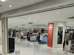 -优衣库(上海正大广场店)