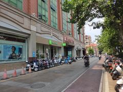 -泉州丰泽新华都百货(丰泽广场店)