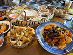 -包整·丝娃娃(一览甲秀楼风景店)