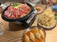 -WOW LUCKY创意韩料(龙阳广场店)