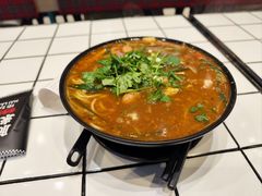 -肥汁米蘭香港米线(长宁来福士店)