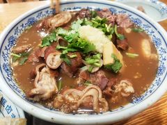 卤煮火烧-门框胡同百年卤煮(新街口店)