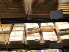 -可颂坊(中心书城店)