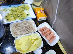 -韩妹鱼庄·泸定老字号(泸定店)