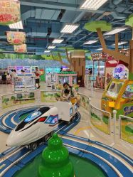 -莫莉幻想儿童乐园(武汉经开永旺店)
