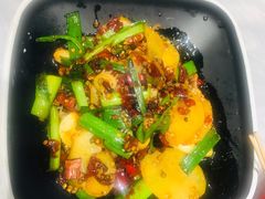 爆炒鸡皮土豆-华仔龙虾(永乐路总店)