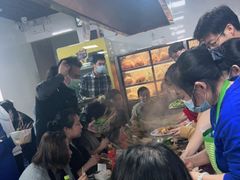 等位区-大姐麻辣烫(莲宝中路店)