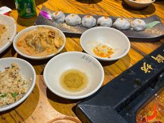 -老牌坊云南鱼豆花火锅(爱建店)
