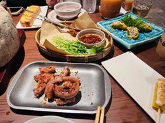 -拾光与烟火丨炭火串烧·自贡小活鲜(西村大院店)
