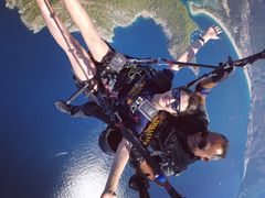 -费特希耶滑翔伞