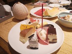 -雍和会海鲜姿造自助(湖东路店)