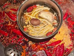 -二荆条·蜀鲜汇城市森林火锅