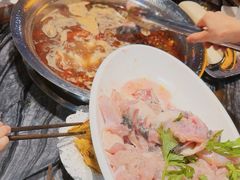 -老船舫·现做活鲜鱼馆(东郊记忆店)