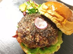 -HIGH FIVE哈福手工汉堡(桂林路店)