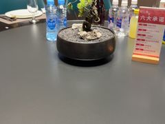 -忆江南·临江鱼馆