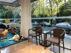 -杭州西湖湖滨银泰亚朵酒店