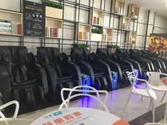 等候区-哈艺时尚影城(海珠赤岗店)