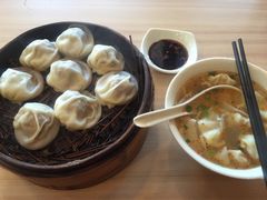 -鸡鸣汤包(长虹路店)