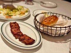 -Wolfgang’s Steakhouse 沃夫冈牛排馆(上海白玉兰广场店)