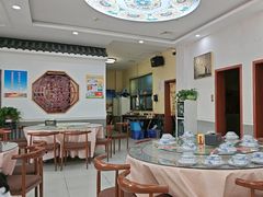 -壹阁胡羊焖饼(特色小吃街店)