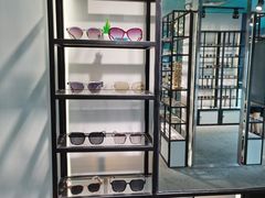 -Trend1881视光·蔡司视觉(领展广场店)