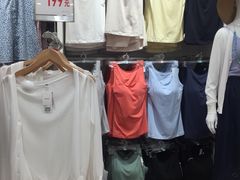 -优衣库(上海颛桥万达广场店)