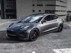 -TESLA 特斯拉(上海太古汇体验店)