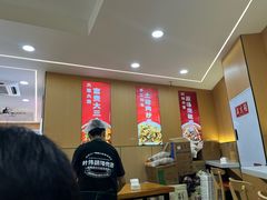 -叶伟胡辣壳面(两路口店)