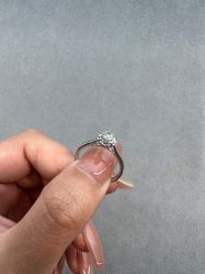 -Zbird钻石小鸟·钻戒婚戒定制高端珠宝私人定制中心