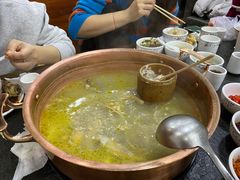 -朴小妹人参鸡汤火锅(长白山万达店)