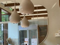-VERIE BAKEHOUSE