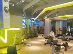 -贝菲特游泳健身(徐泾店)